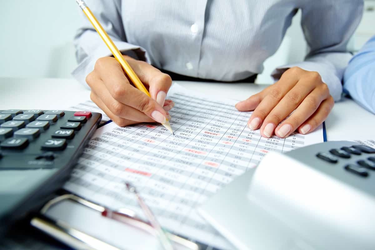 Effective Strategies for Managing Accounts Receivable and Payable