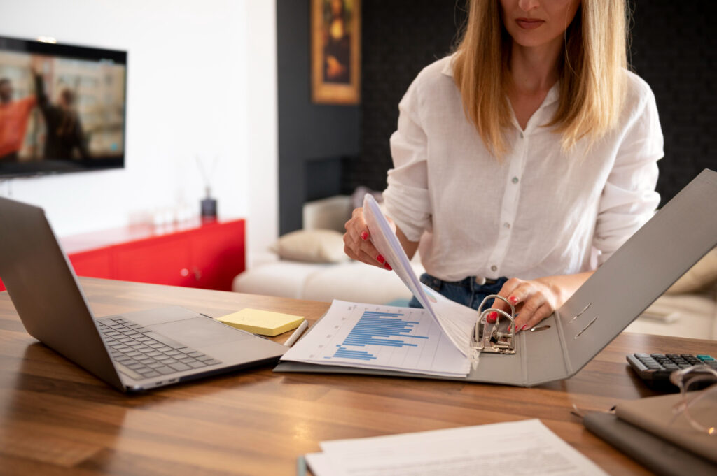How to Align Your Payroll Cycle with Your Cash Flow