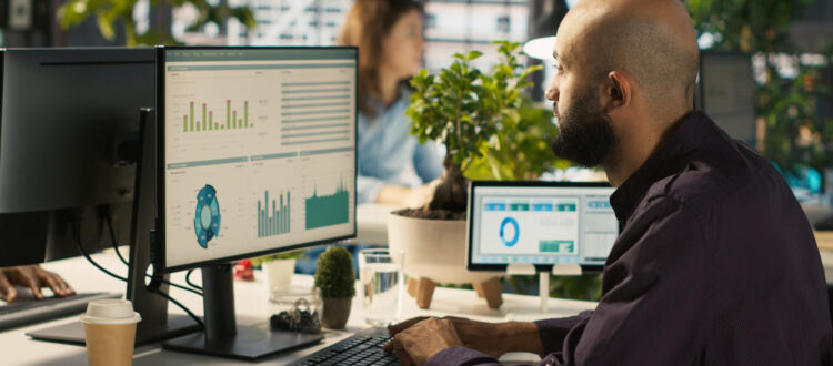 The Power of Real-Time Dashboards for Small Business Bookkeeping
