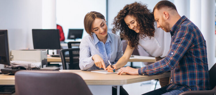 5 Benefits of Hiring a Professional Bookkeeper for Your Business